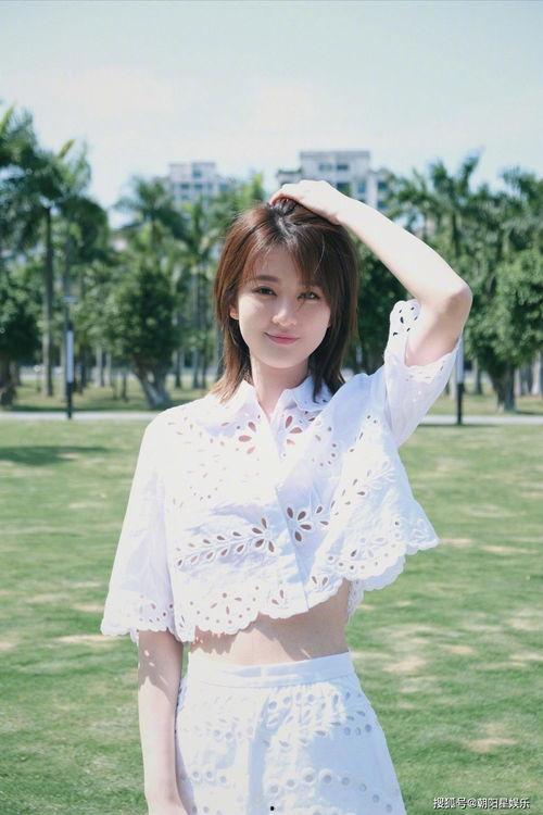 罗瑶吃瓜,揭秘娱乐圈背后的那些事儿